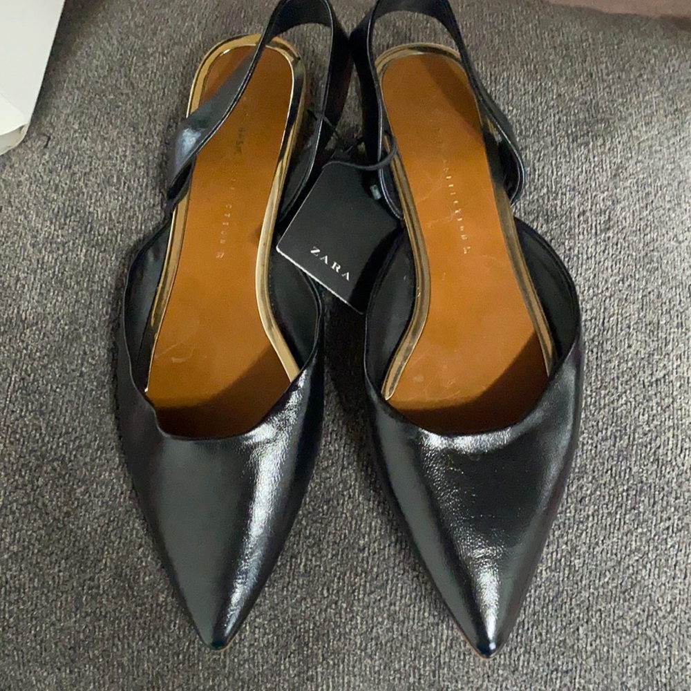 ZARA black flat mules 🖤